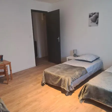 Appartement Magnifique Avec Terrasse Besseges